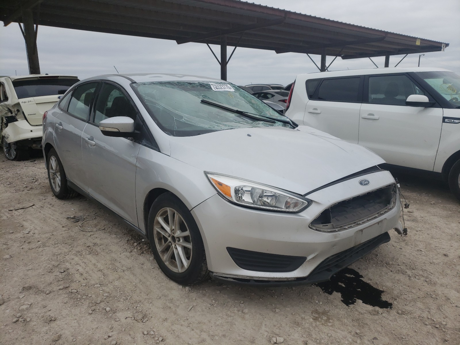 FORD FOCUS SE 2015 1fadp3f20fl356775