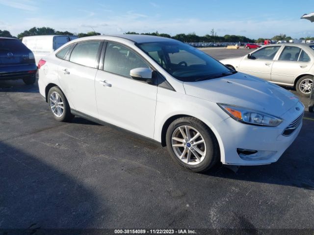 FORD FOCUS 2015 1fadp3f20fl362186