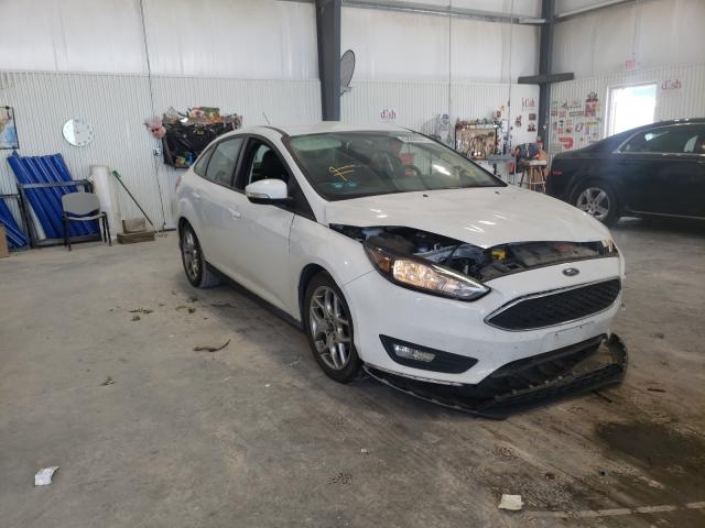 FORD FOCUS SE 2015 1fadp3f20fl380140