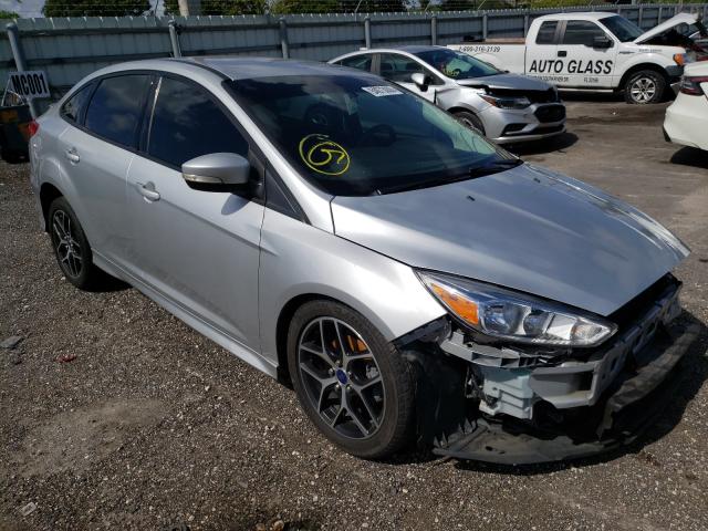 FORD FOCUS SE 2016 1fadp3f20gl367695