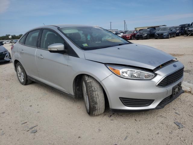 FORD FOCUS SE 2017 1fadp3f20hl306221