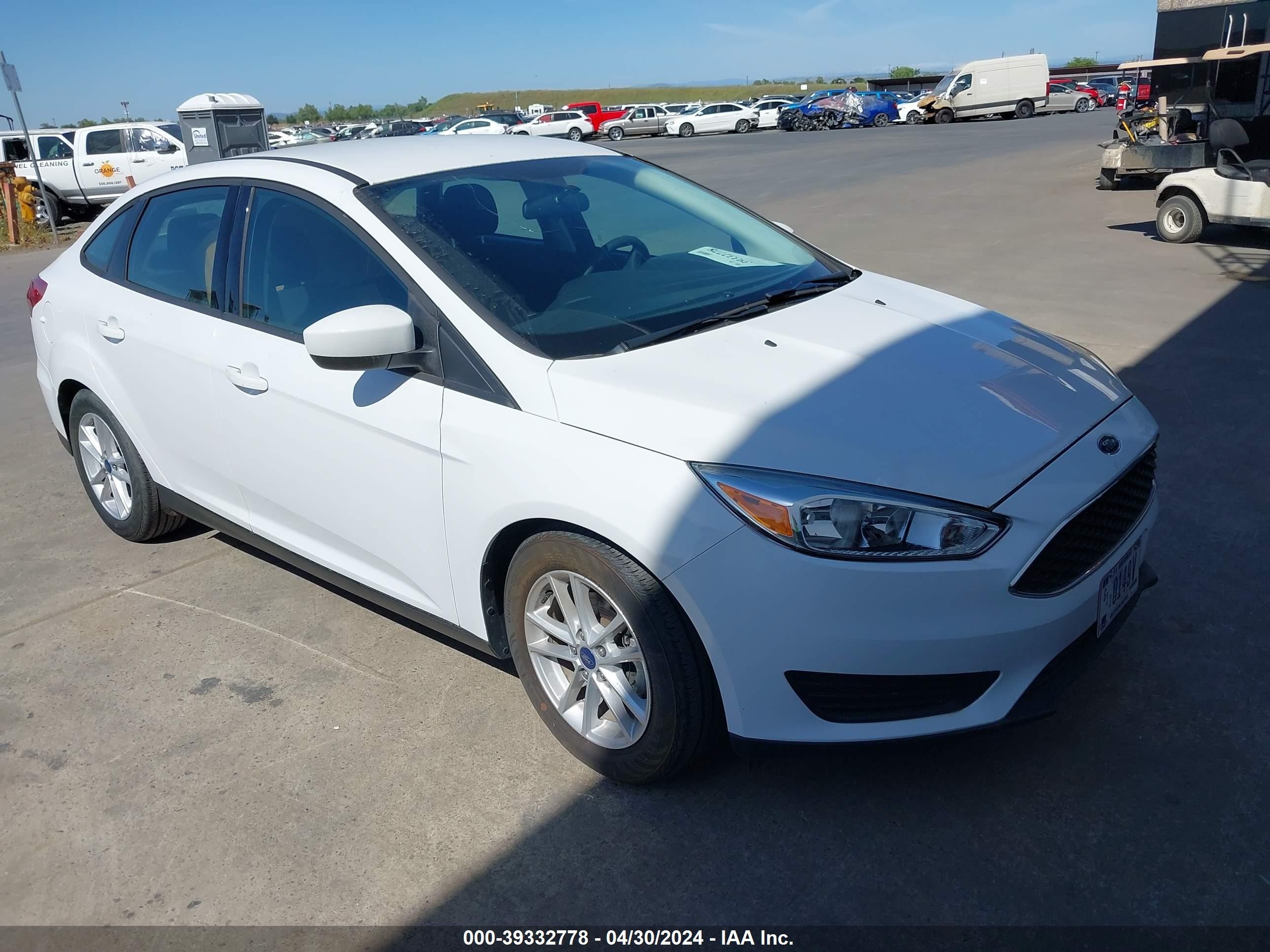 FORD FOCUS 2018 1fadp3f20jl327477