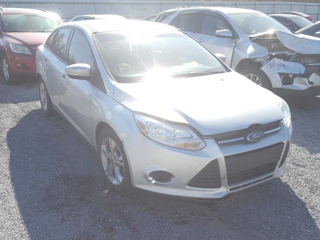 FORD FOCUS SE 2014 1fadp3f21el132865