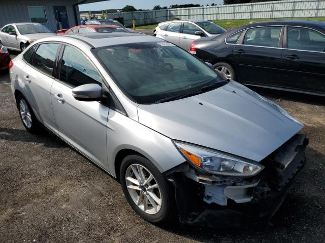 FORD FOCUS SE 2015 1fadp3f21fl207503