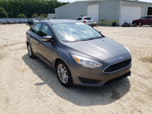 FORD FOCUS SE 2015 1fadp3f21fl215505