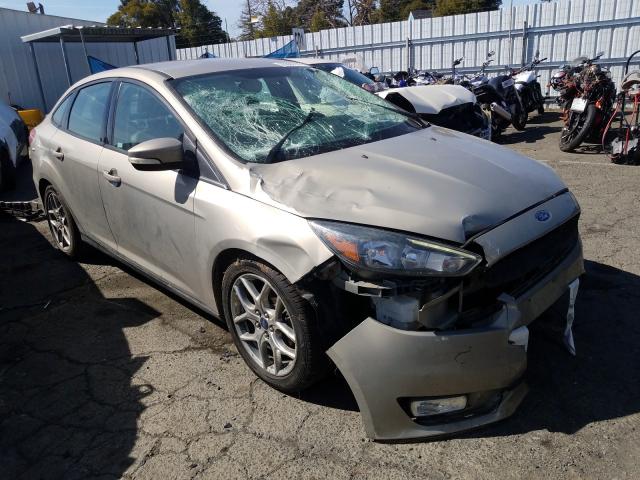 FORD FOCUS SE 2015 1fadp3f21fl222258