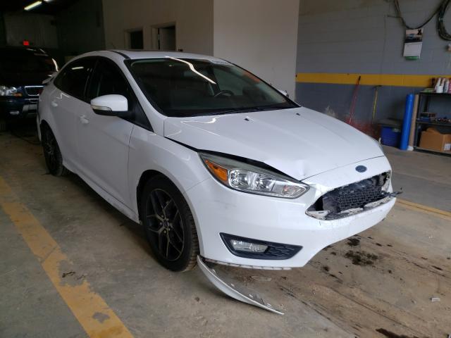 FORD FOCUS SE 2015 1fadp3f21fl277776