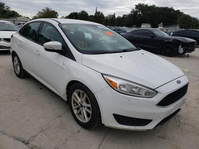 FORD FOCUS SE 2015 1fadp3f21fl383645