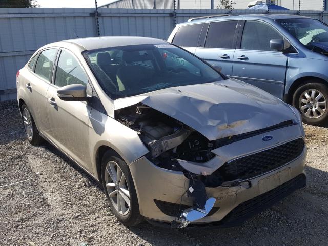 FORD FOCUS SE 2017 1fadp3f21hl322931