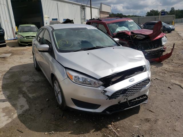 FORD FOCUS SE 2018 1fadp3f21jl201001