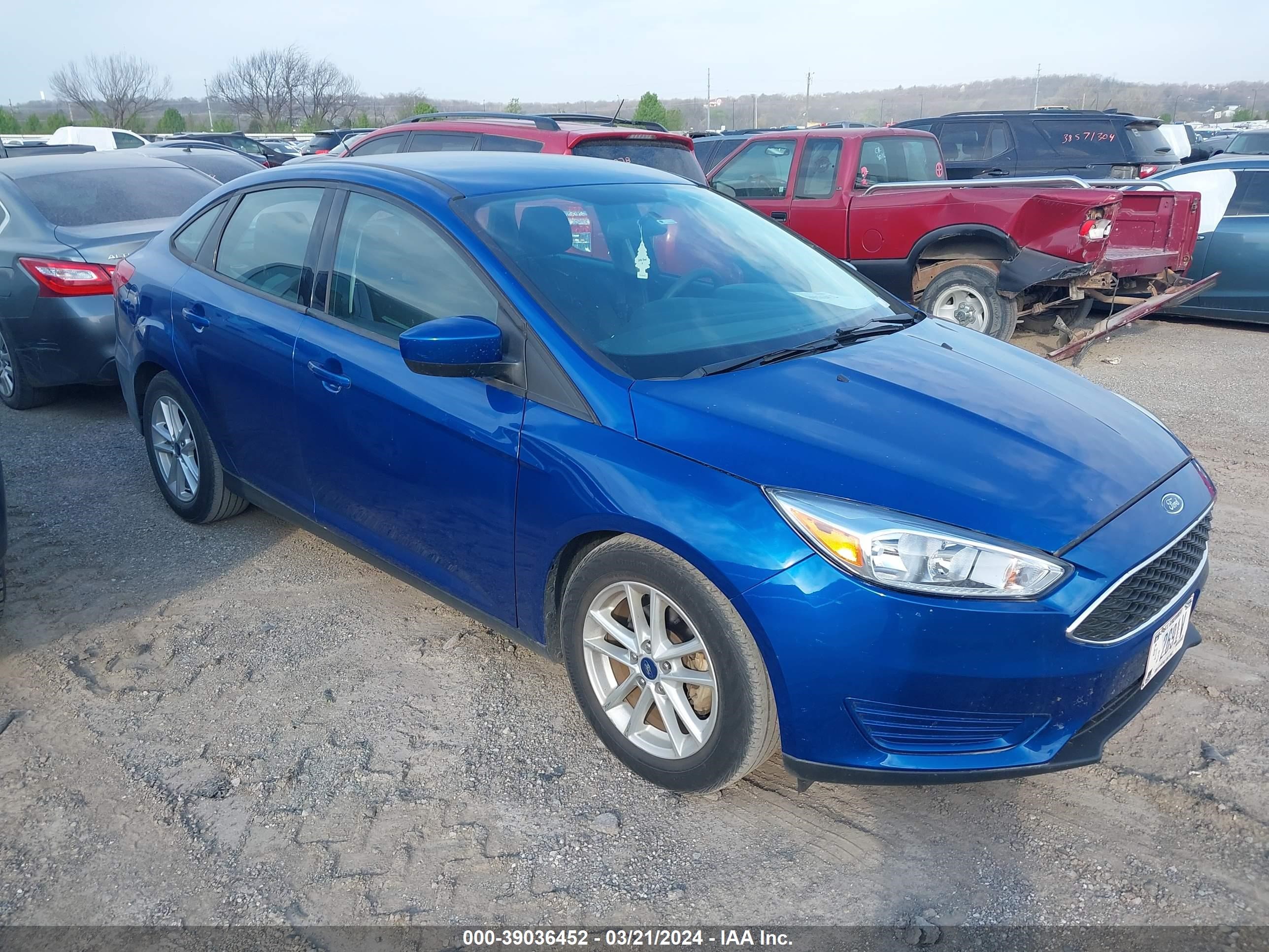 FORD FOCUS 2018 1fadp3f21jl328895