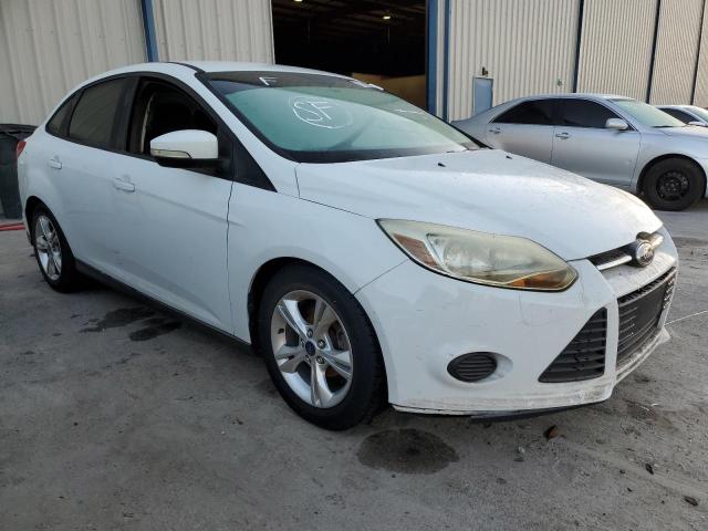 FORD FOCUS SE 2014 1fadp3f22el171724