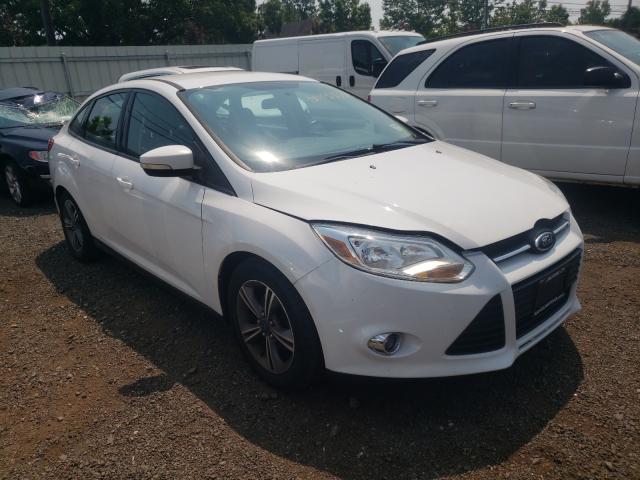 FORD FOCUS SE 2014 1fadp3f22el250990