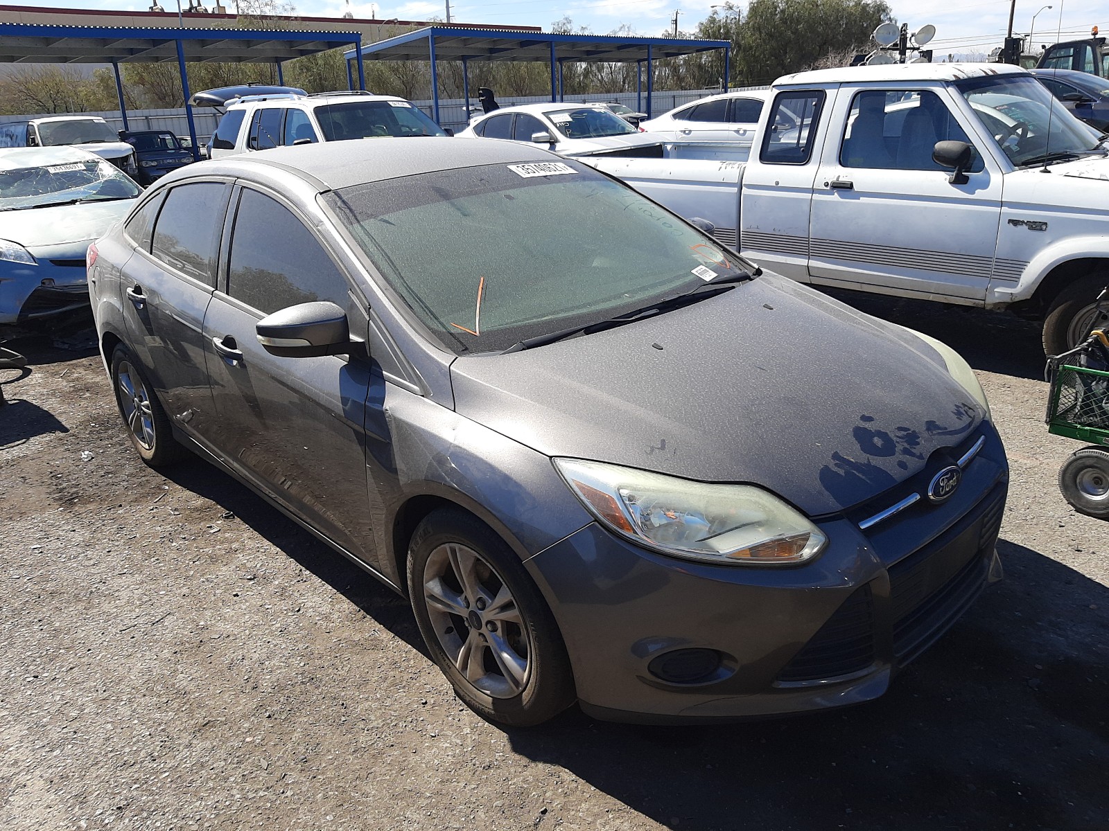 FORD FOCUS SE 2014 1fadp3f22el391445