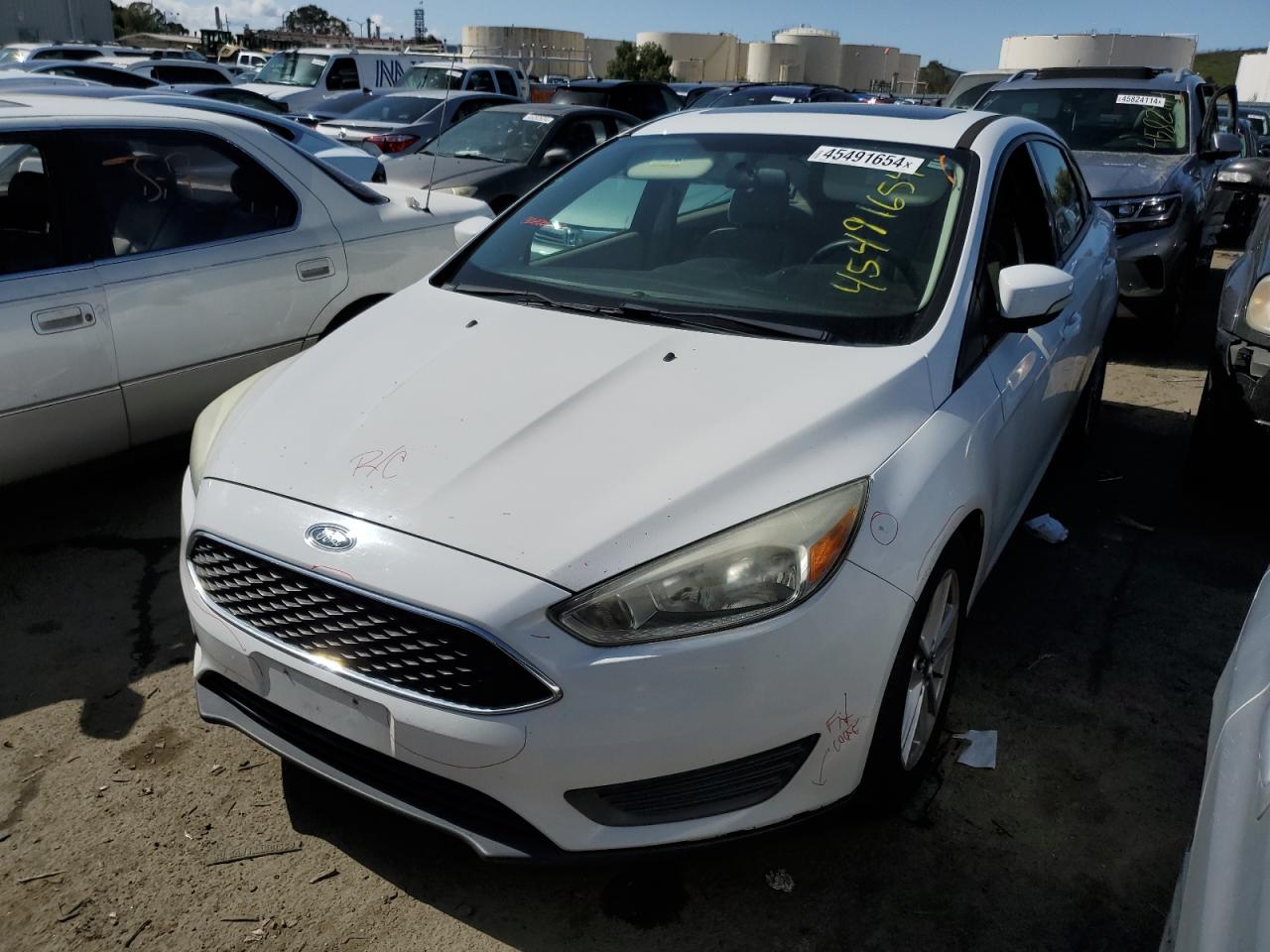 FORD FOCUS 2015 1fadp3f22fl207557