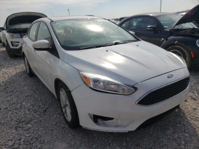 FORD FOCUS SE 2015 1fadp3f22fl254085