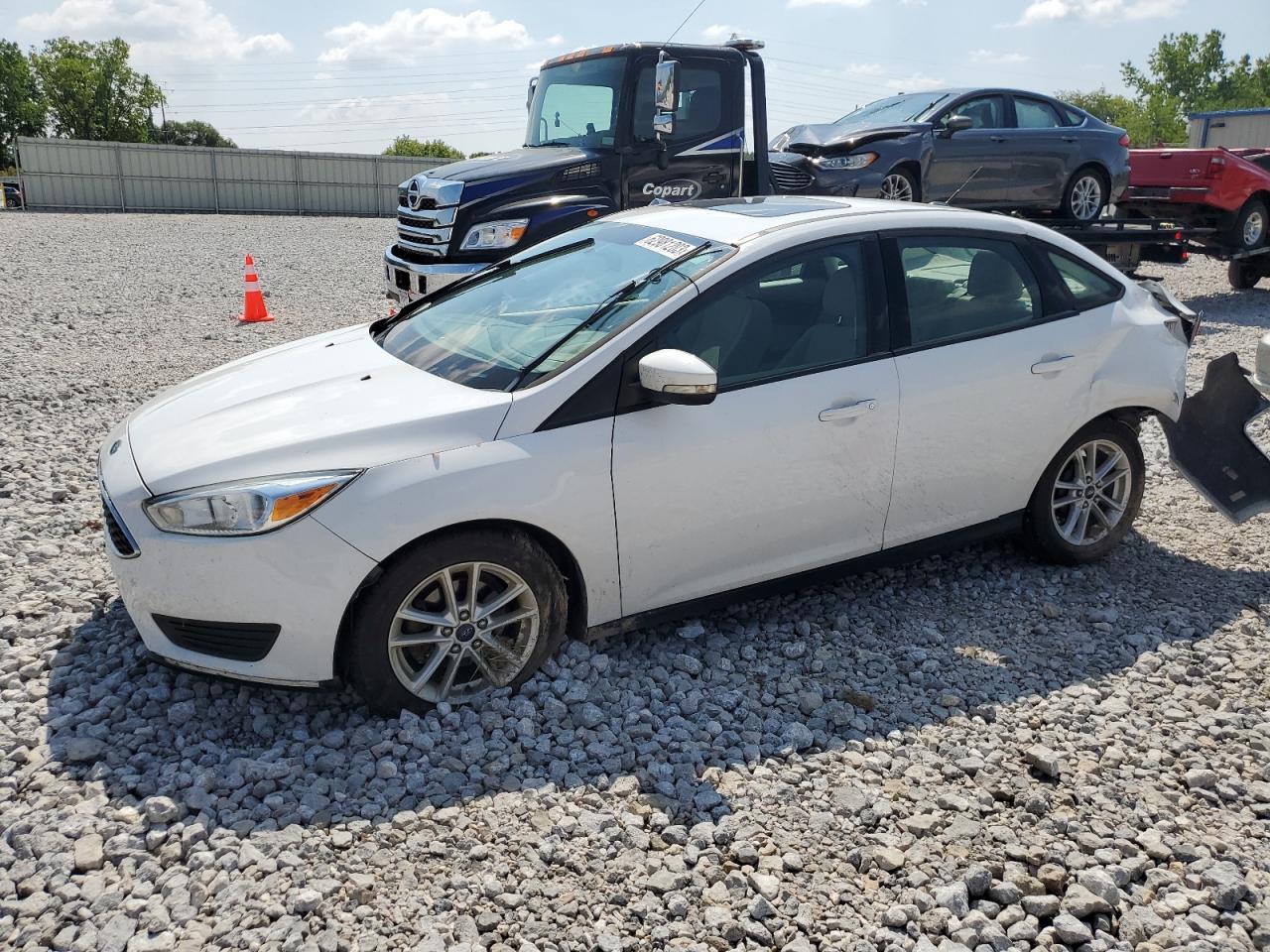 FORD FOCUS 2015 1fadp3f22fl299060