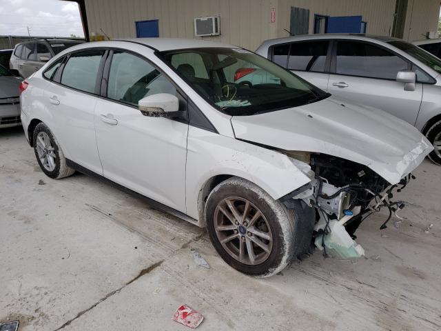 FORD FOCUS SE 2015 1fadp3f22fl335085