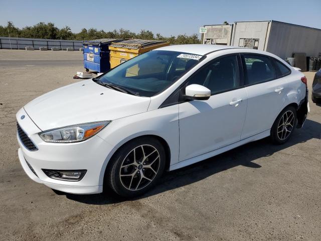 FORD FOCUS SE 2015 1fadp3f22fl375621