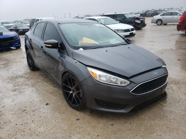 FORD FOCUS SE 2017 1fadp3f22hl244711