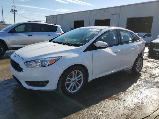 FORD FOCUS SE 2017 1fadp3f22hl282388