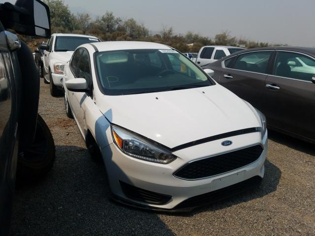 FORD FOCUS SE 2018 1fadp3f22jl205977