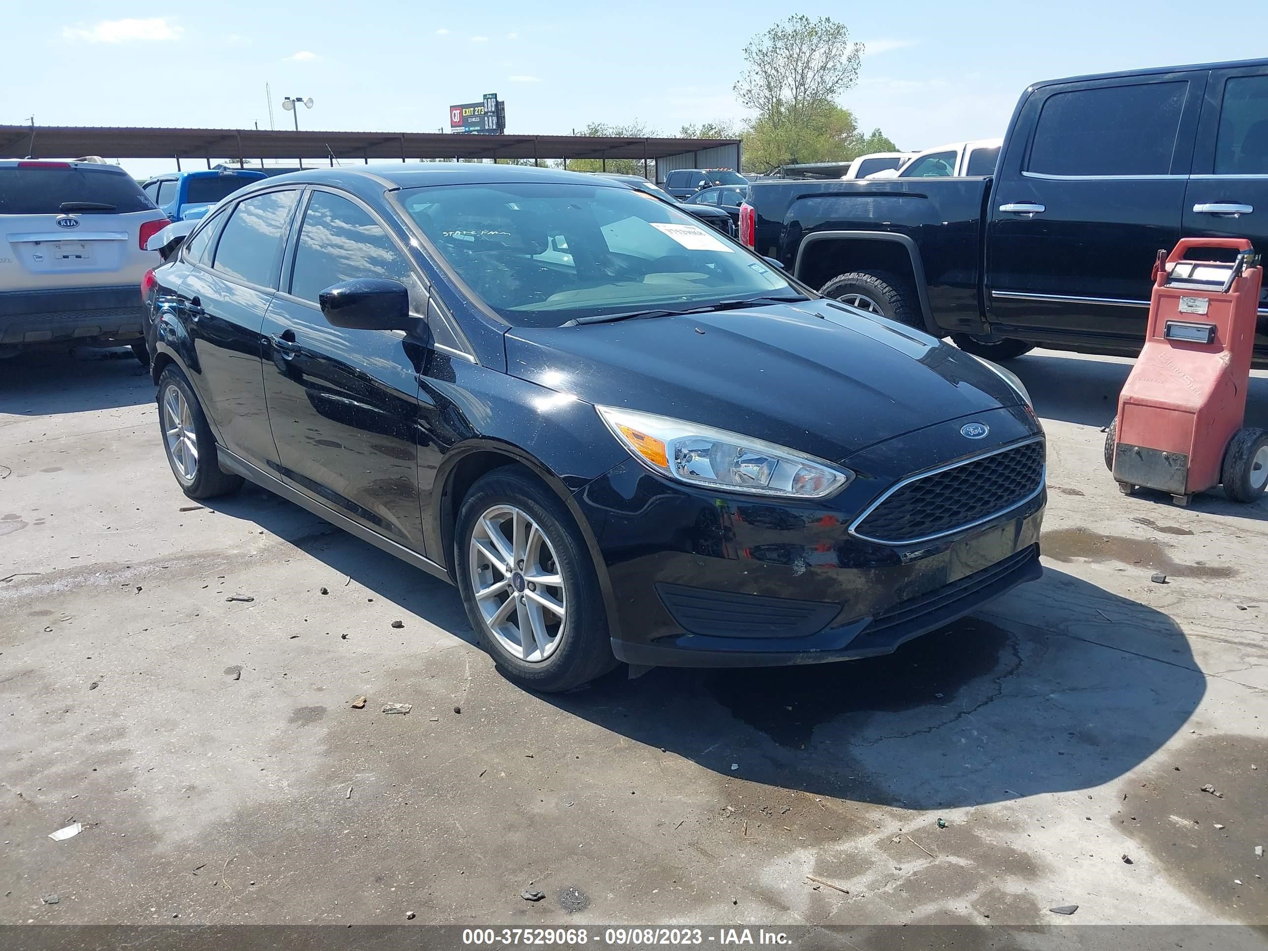 FORD FOCUS 2018 1fadp3f22jl302905