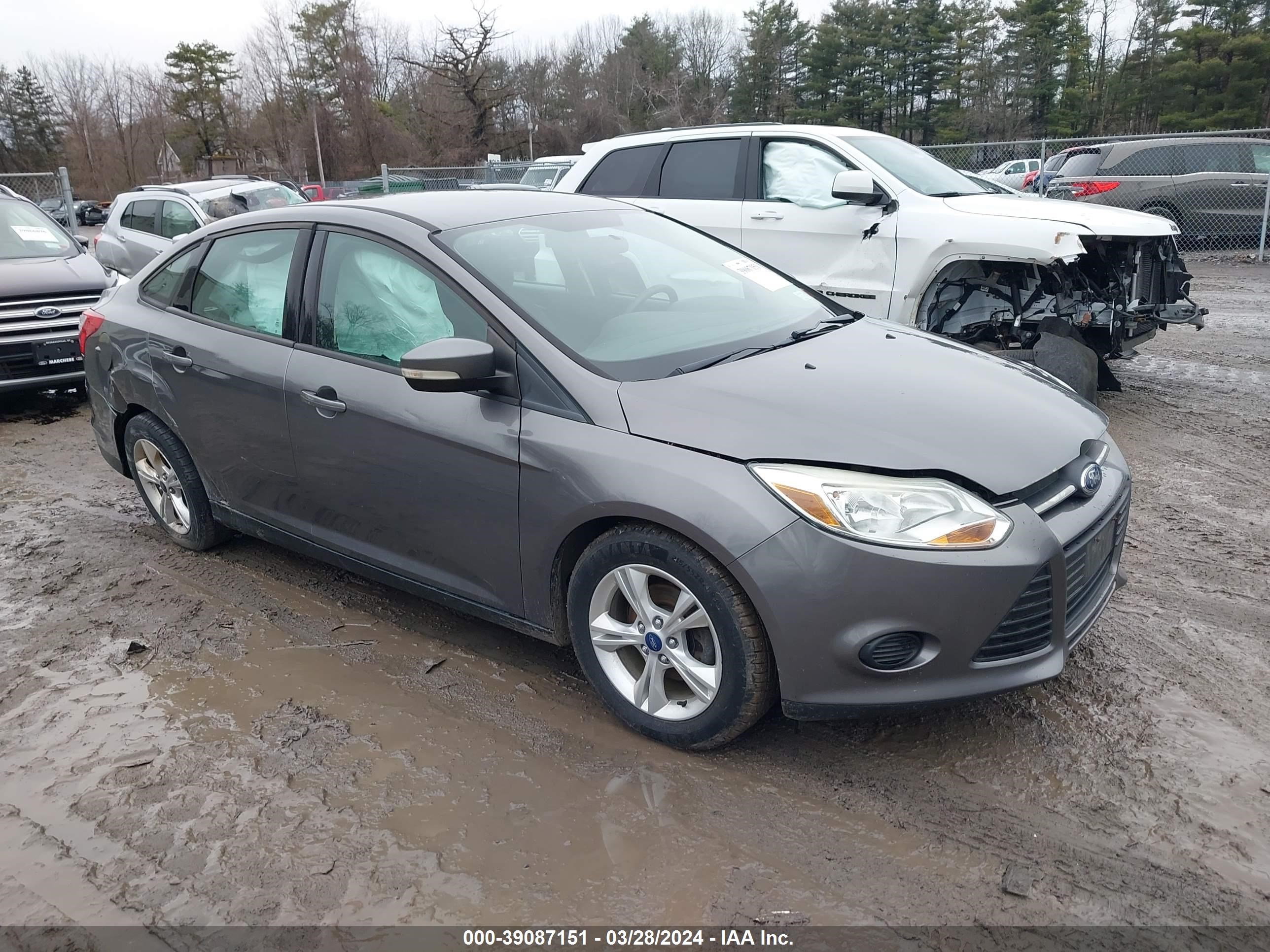 FORD FOCUS 2013 1fadp3f23dl258398