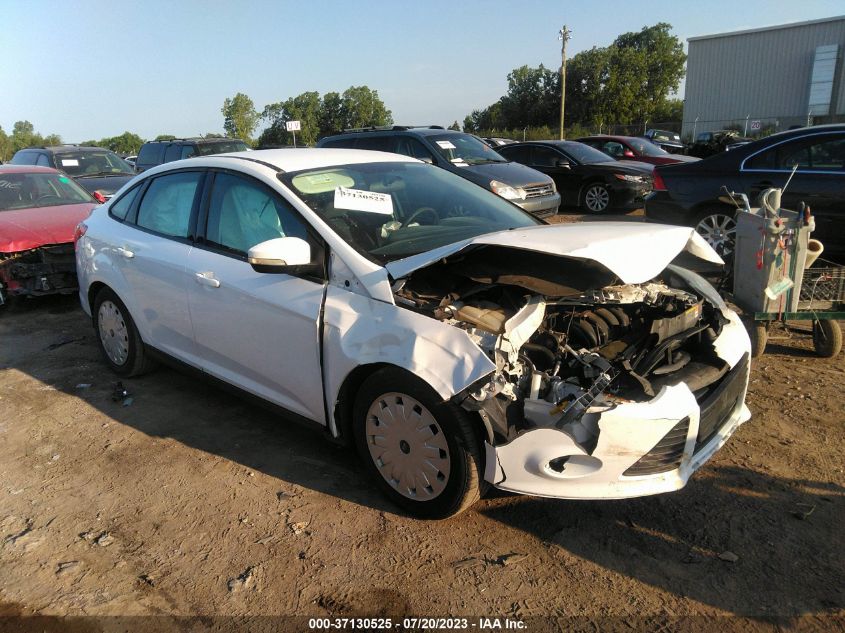 FORD FOCUS 2014 1fadp3f23el173756