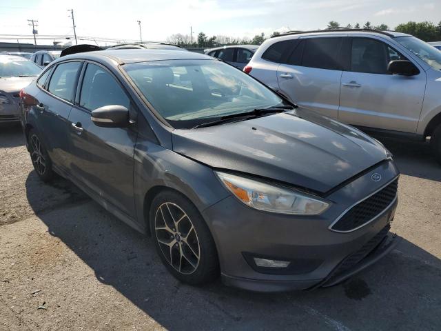 FORD FOCUS SE 2015 1fadp3f23fl251728