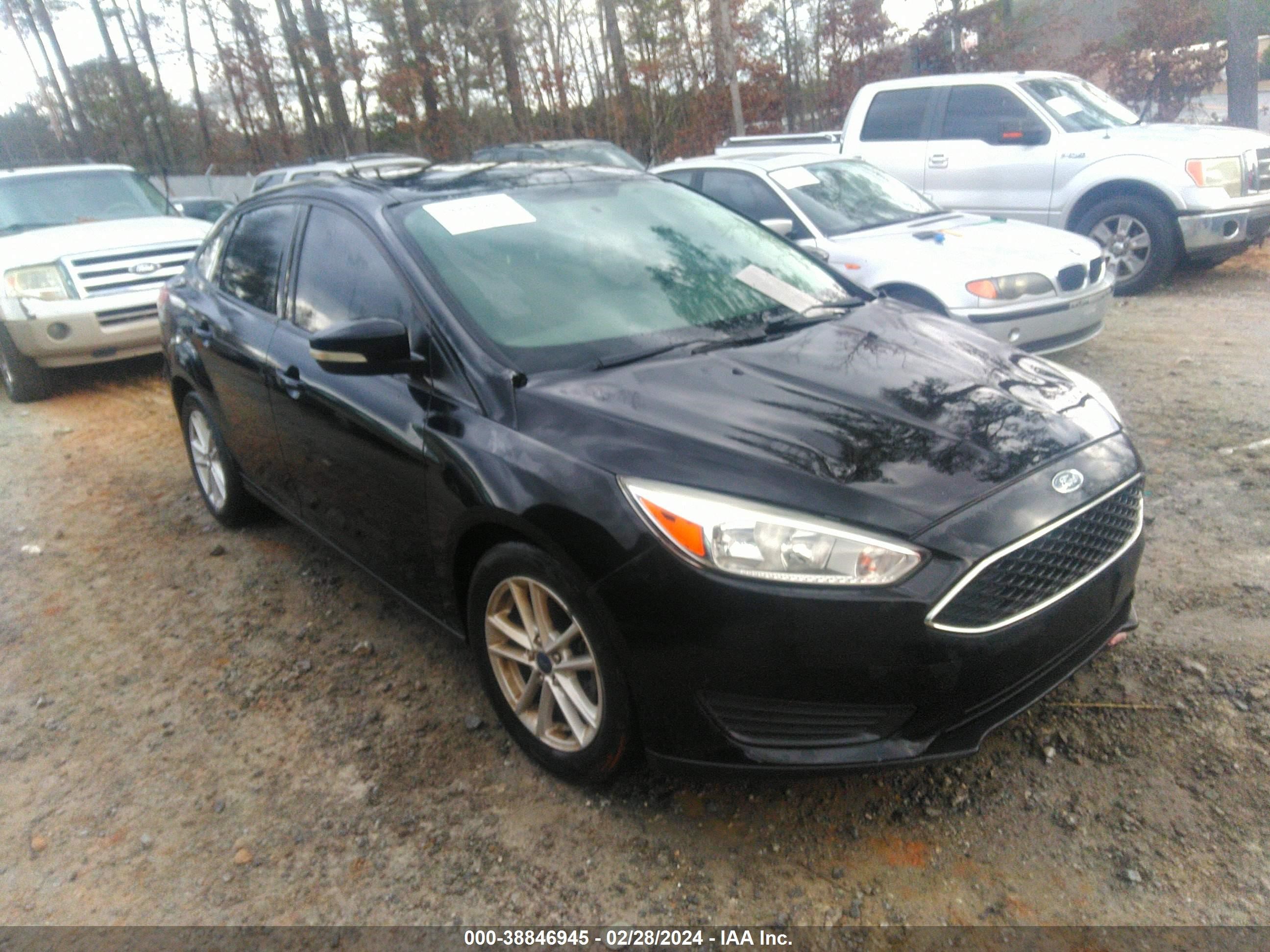 FORD FOCUS 2017 1fadp3f23hl266345