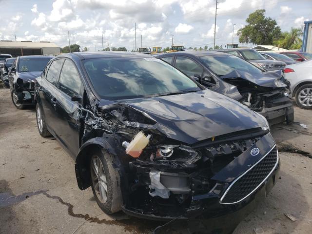 FORD FOCUS SE 2018 1fadp3f23jl319566