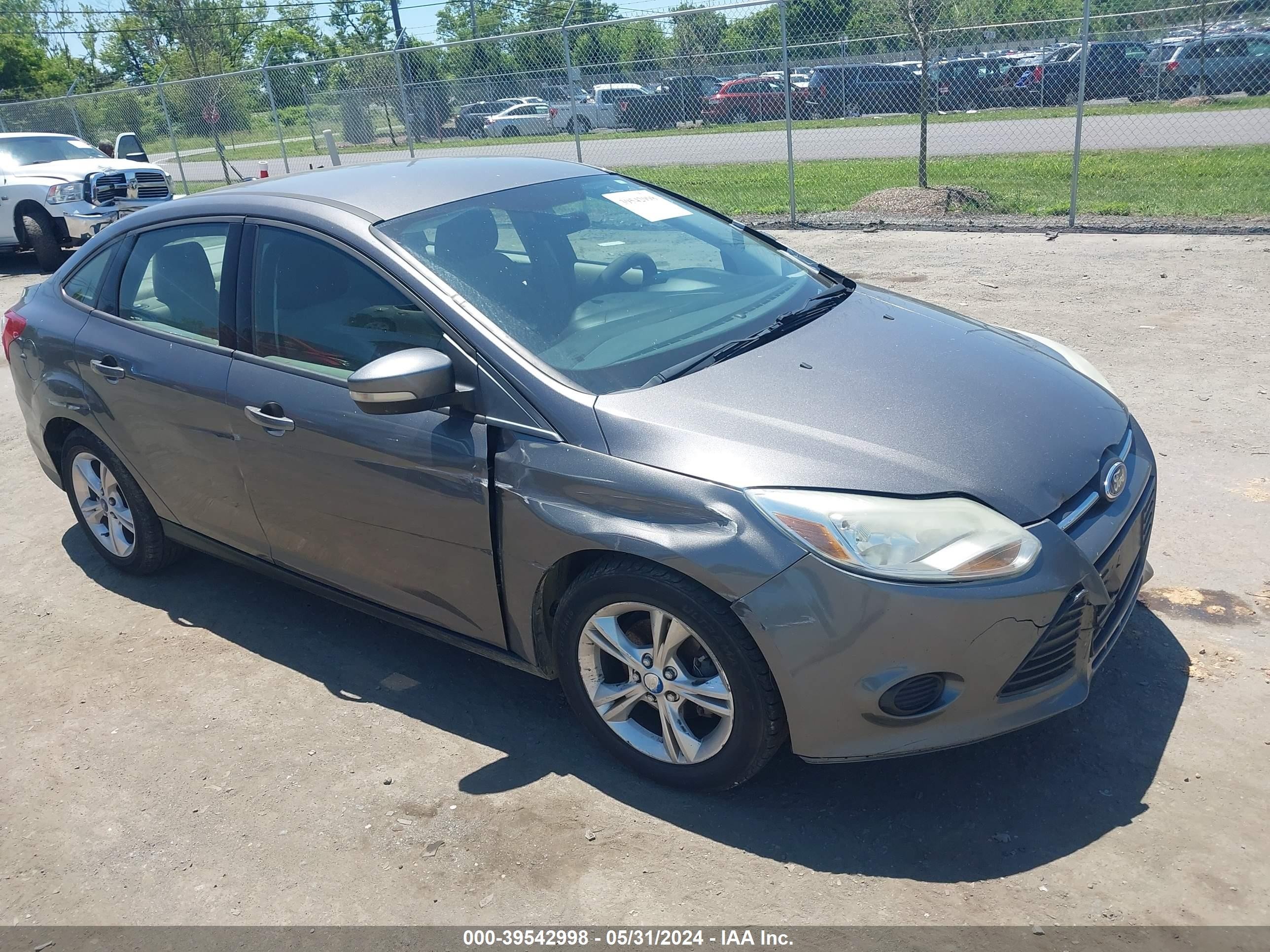 FORD FOCUS 2013 1fadp3f24dl215964