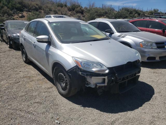 FORD FOCUS SE 2014 1fadp3f24el162572