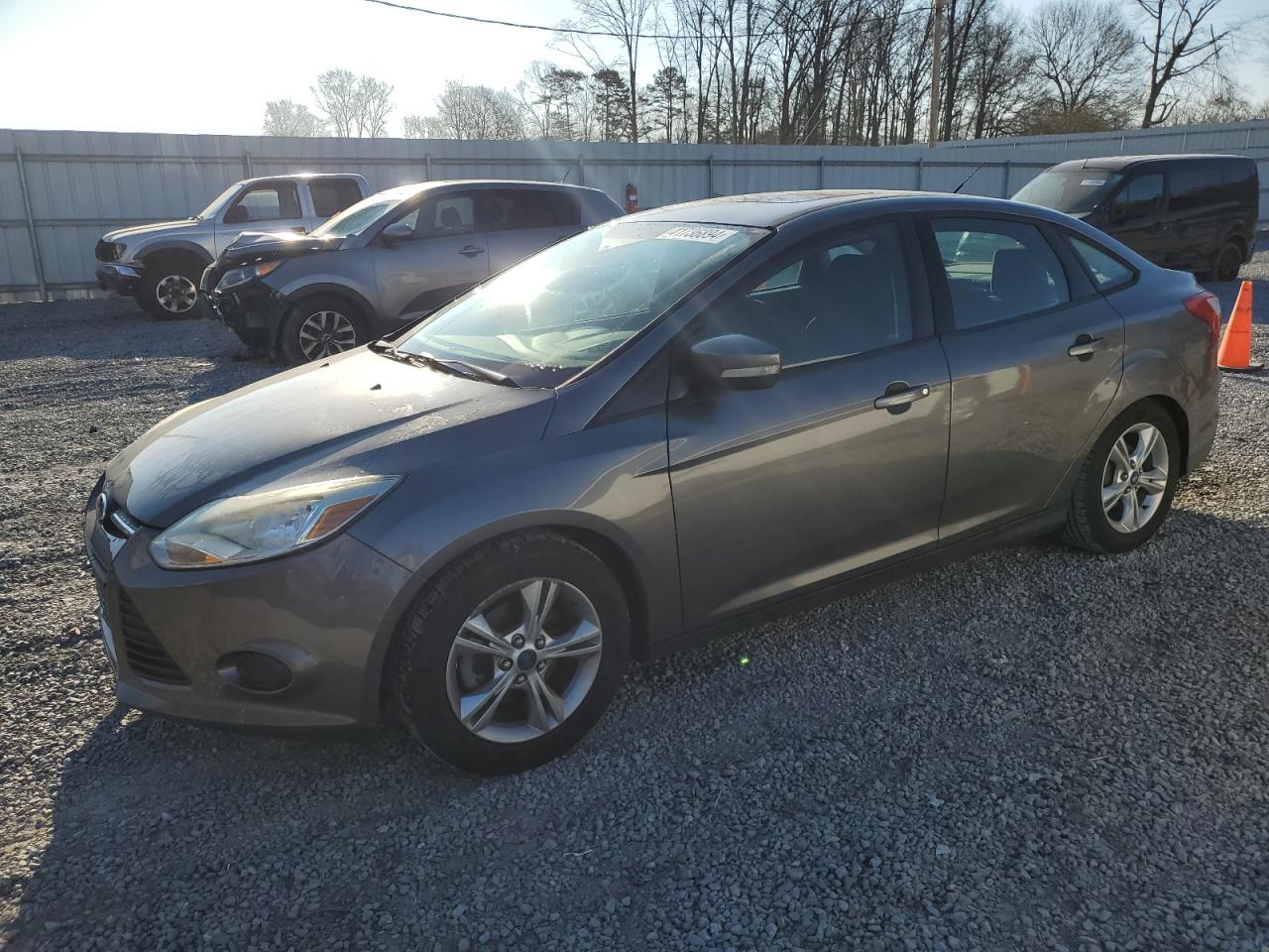 FORD FOCUS 2014 1fadp3f24el203170