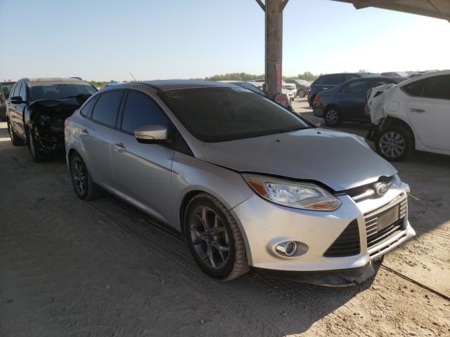 FORD FOCUS SE 2014 1fadp3f24el223967