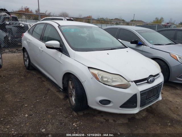 FORD FOCUS 2014 1fadp3f24el282940