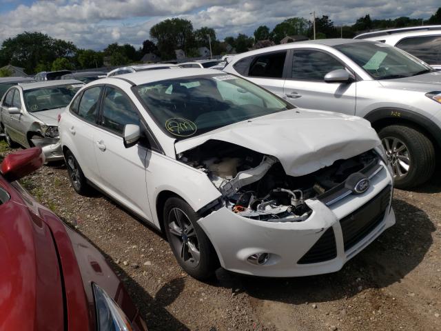 FORD FOCUS SE 2014 1fadp3f24el293369