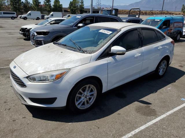 FORD FOCUS SE 2015 1fadp3f24fl211108