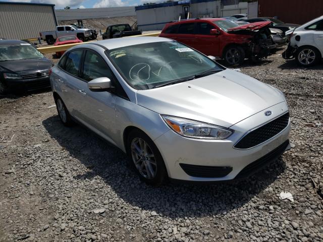 FORD FOCUS SE 2015 1fadp3f24fl248403