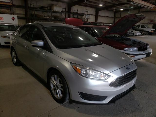 FORD FOCUS SE 2015 1fadp3f24fl270482