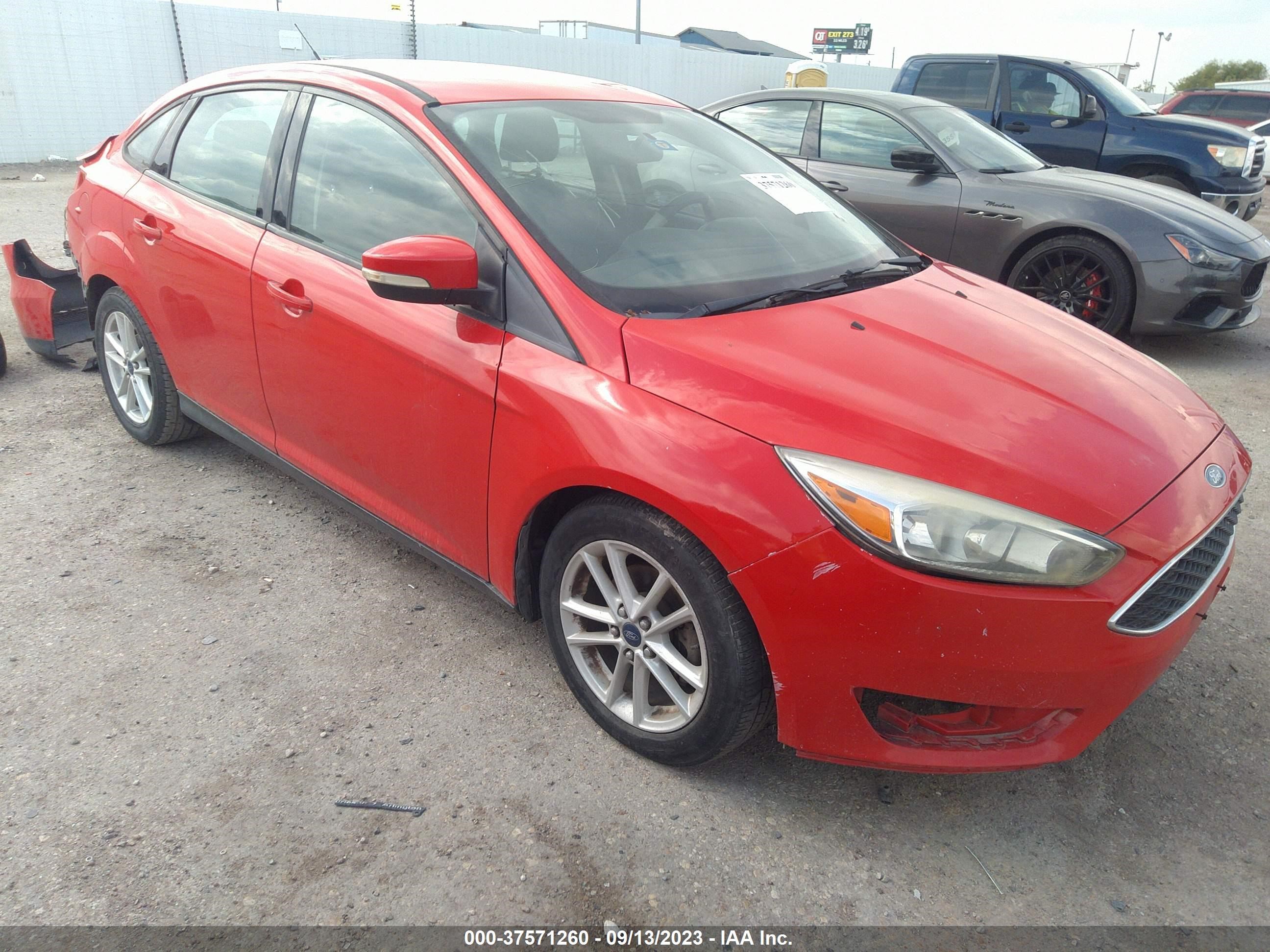 FORD FOCUS 2015 1fadp3f24fl270997