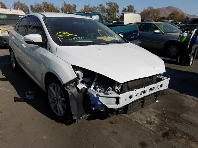 FORD FOCUS SE 2017 1fadp3f24hl217428