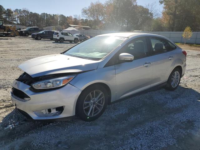 FORD FOCUS 2017 1fadp3f24hl296440