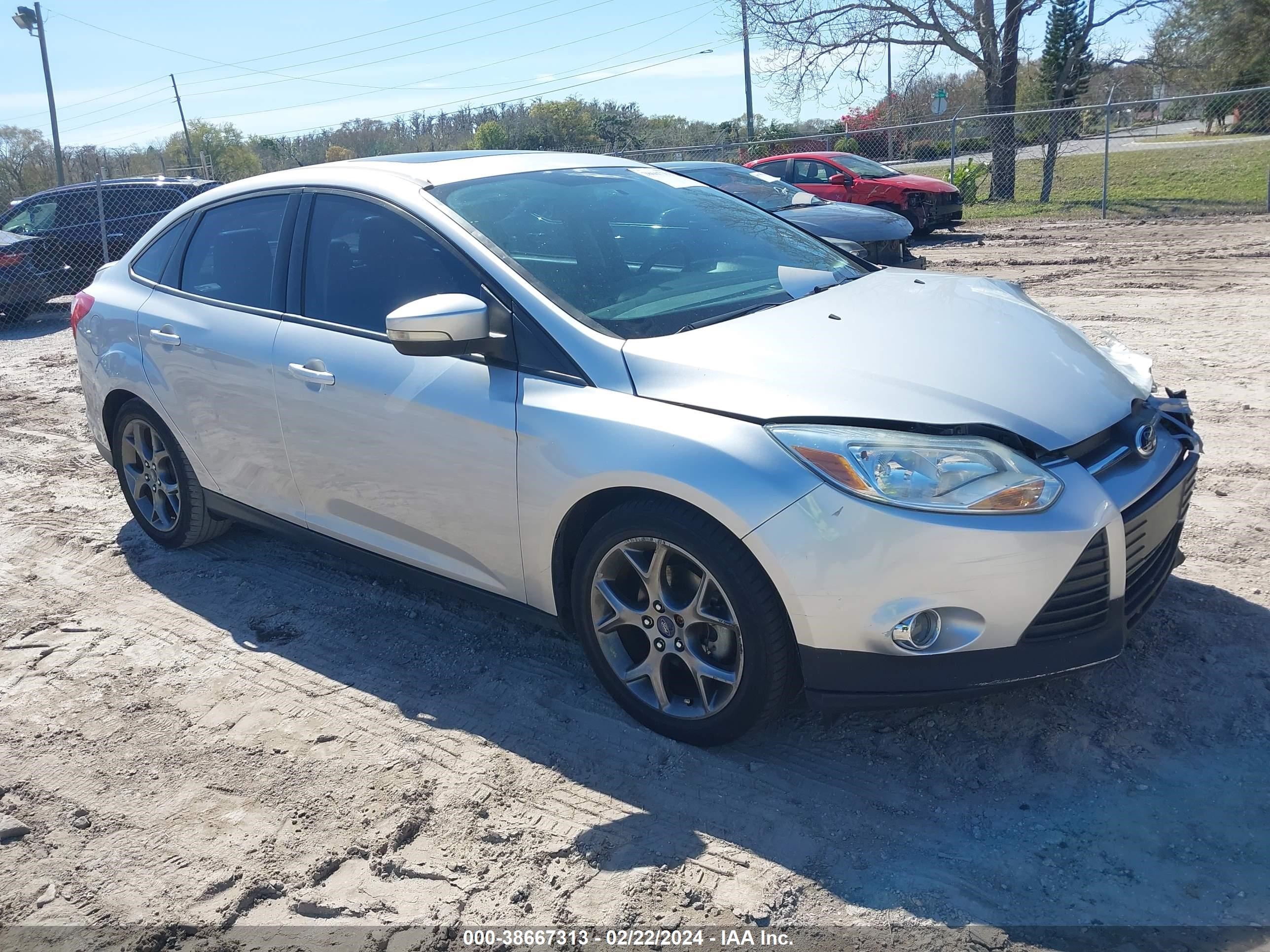 FORD FOCUS 2013 1fadp3f25dl246849