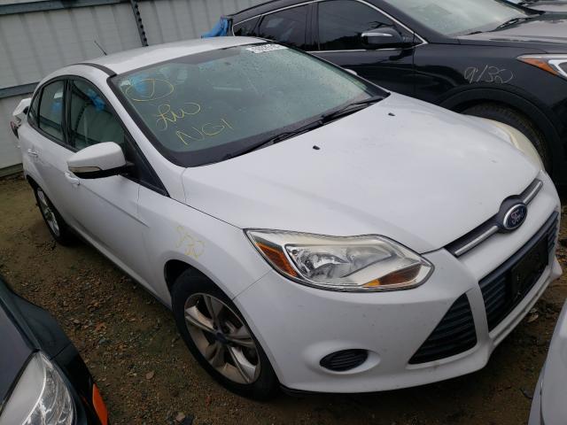 FORD FOCUS SE 2014 1fadp3f25el165108