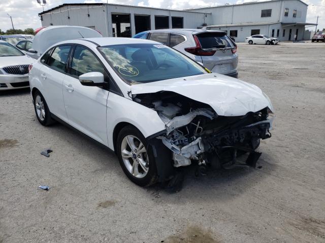 FORD FOCUS SE 2014 1fadp3f25el263149