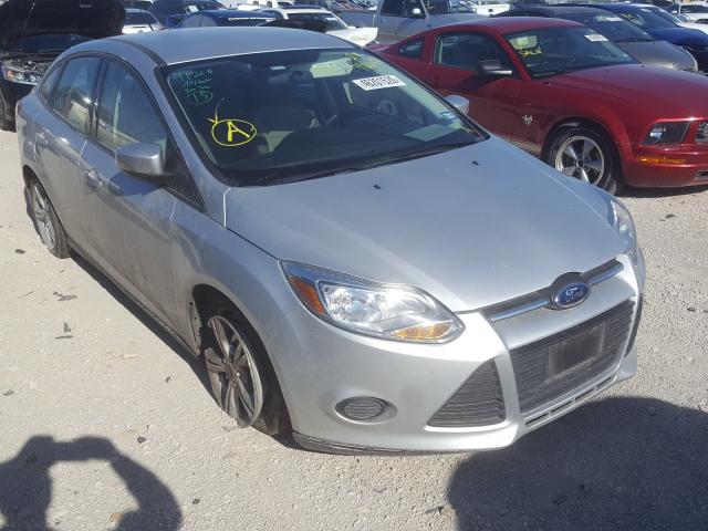 FORD FOCUS SE 2014 1fadp3f25el372257