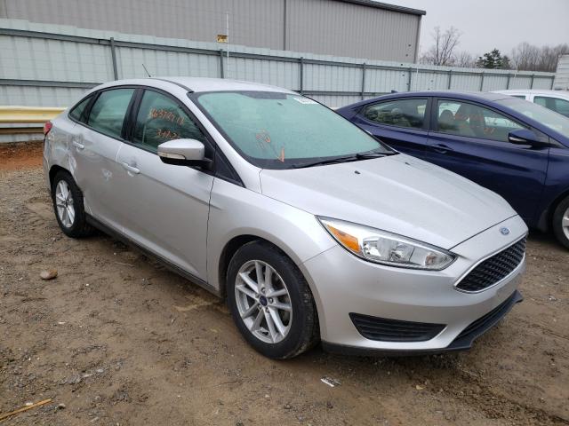 FORD FOCUS SE 2015 1fadp3f25fl250435