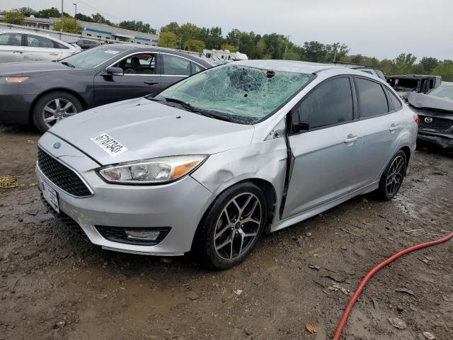 FORD FOCUS SE 2015 1fadp3f25fl252346